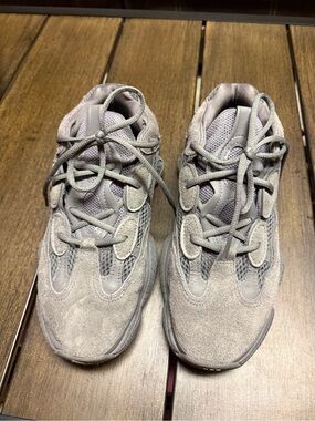 Yeezy 500 - Grant